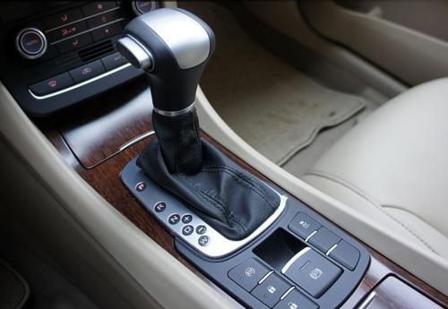 荣威550导航,荣威550自重