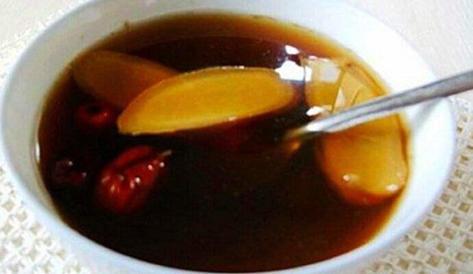 女生月经期间哪些菜不能吃,月经不调忌吃什么食物