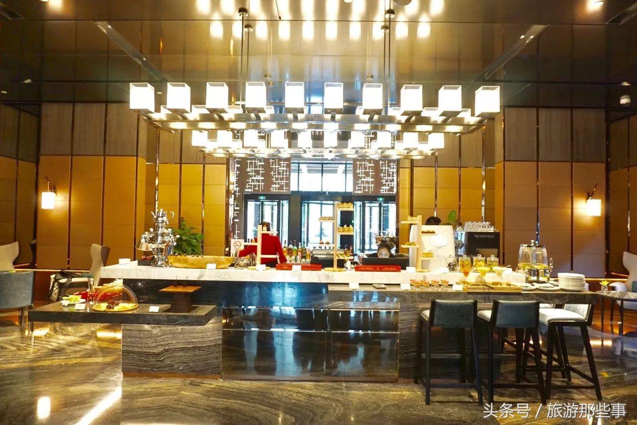 上海皇冠假日酒店是几星级酒店,上海皇冠假日度假酒店