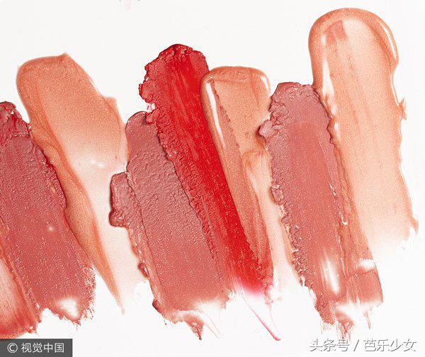 朴信惠显老,朴信惠红唇照片