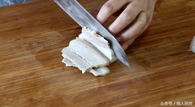 草鱼怎么做好吃教你做炖鱼,家常炸草鱼块炖鱼的做法大全