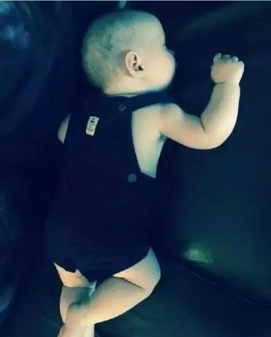 有一种美叫爸妈的审美把我笑哭了,有一种时尚叫爸爸给穿的衣服