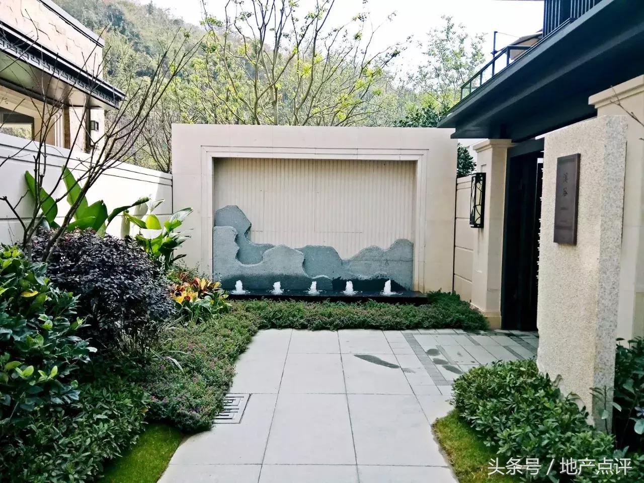 开间10.6米进深8.5米,开间10.6米进深10.5米一层