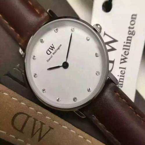 dw真的和假的上妆有区别吗,dw不是真品可以用吗