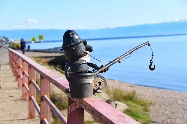 坐火车穿越俄罗斯西伯利亚,欧洲火车途经小镇