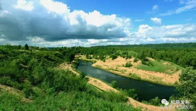 姘存竻澶╄摑,姘存竻澶╄摑鏅編