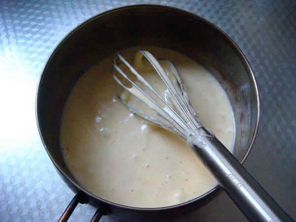 纯白蛋白霜花蛋糕,4寸奶油霜花蛋糕