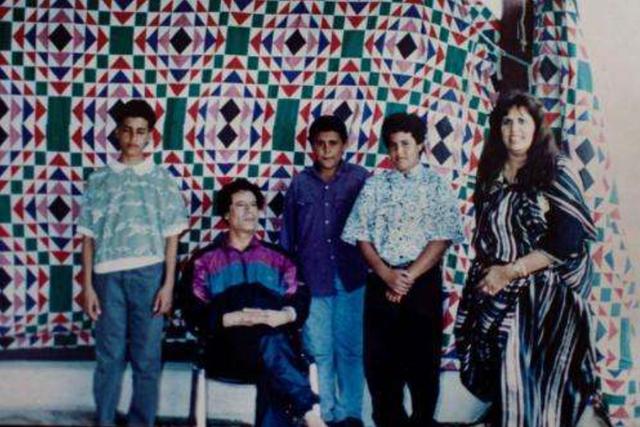 卡扎菲被枪杀完整版,卡扎菲儿女今何在