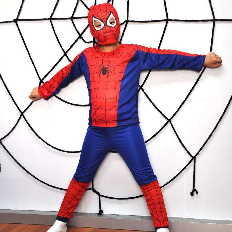 这样的穿着是不是冬天该有的样子,不要给孩子穿危险的衣服