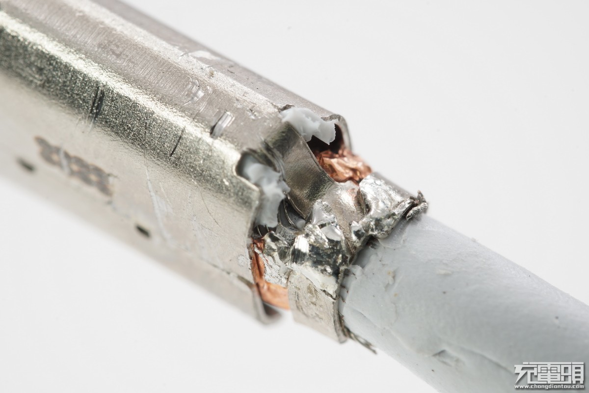 苹果数据线为什么这么贵,苹果所有数据线集合