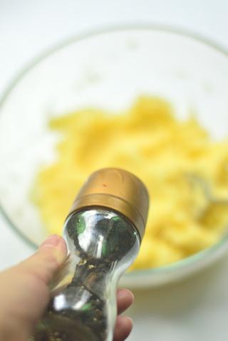 炸过的土豆丸子不脆了怎么办,为啥我做的土豆丸子不筋道