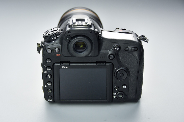 尼康d850选择首次曝光,尼康d850可以碾压同价格的微单吗