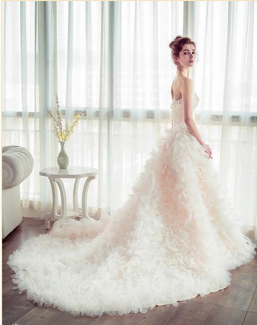 十二星座超仙气白色婚纱狮子座的,十二星座专属仙女婚纱狮子座