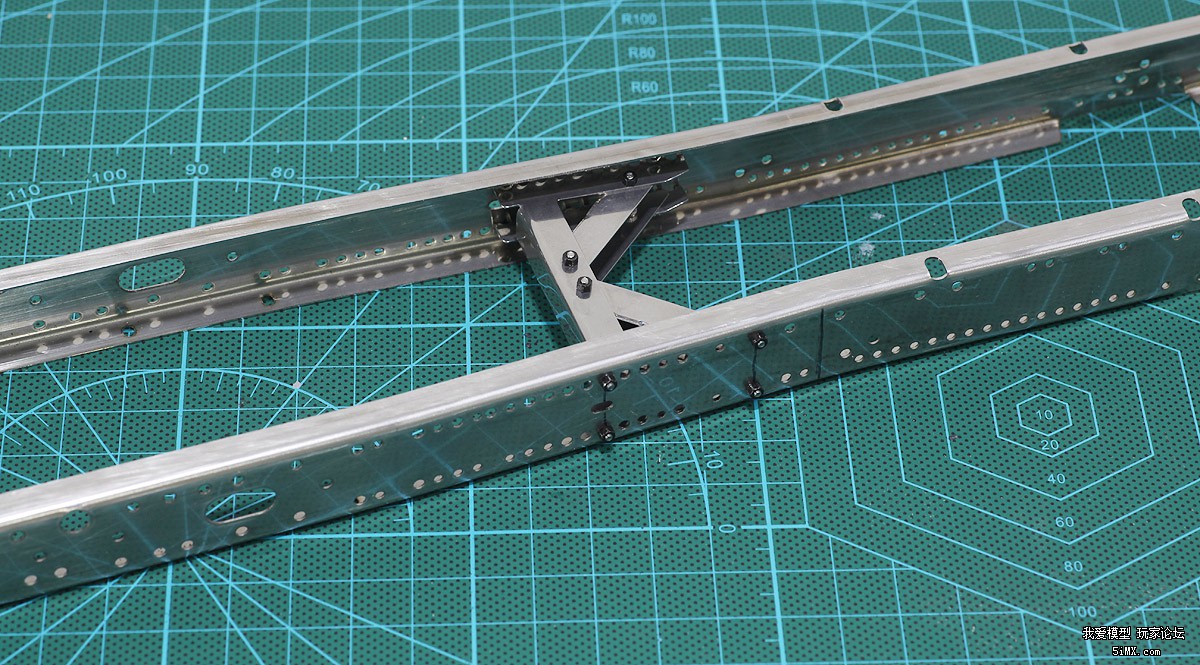 论复杂程度我只服它｜德国ScaleArtMAN三向自卸车细节（三）