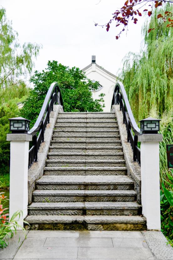 杭州比较有格调的酒店,请问看杭州西湖最佳的酒店有哪家