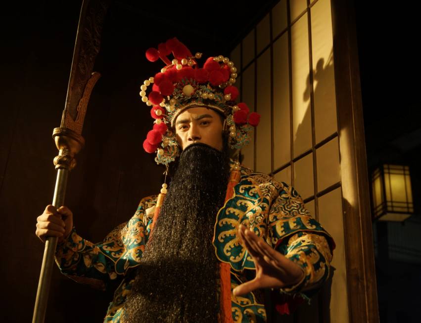 他是靳东的“弟弟”,窦骁的同窗好友,他就是新晋网剧男神:超能力男友王子睿