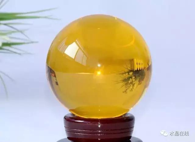 分辨黄水晶,真假黄水晶对比照片图