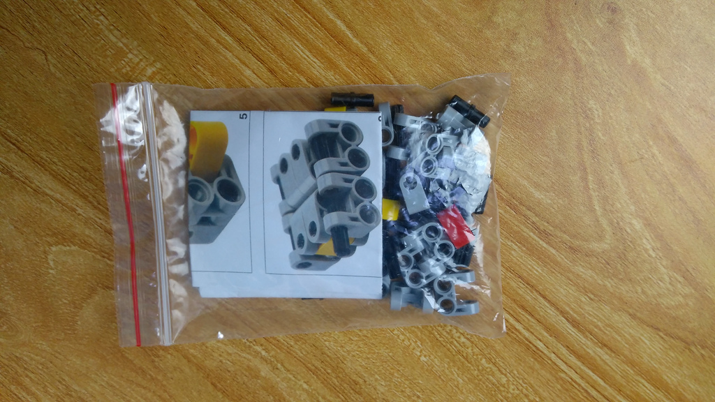 用乐高积木拼指尖陀螺,小米指尖积木新花样