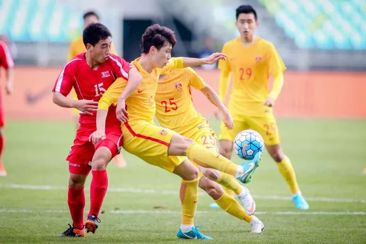 中国u23男足迎战阿联酋队,中国u22男足2:1泰国视频集锦