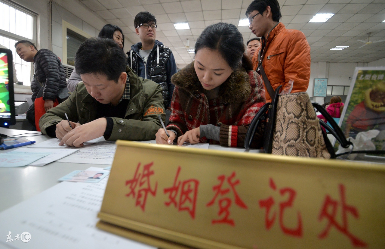 一群“脱单”人群的狂欢购买日——11月11日：光棍节