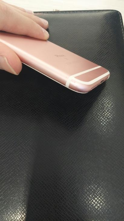 网友仅一千三就收到iPhone6s64GB，这个价格很“白菜”？