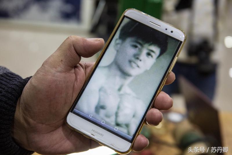 他靠炒股赢来的钱传承了近一辈子的宫廷鸟笼