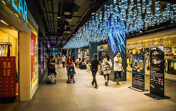 双十一没买够？没关系，年末折扣季，去香港继续扫货！