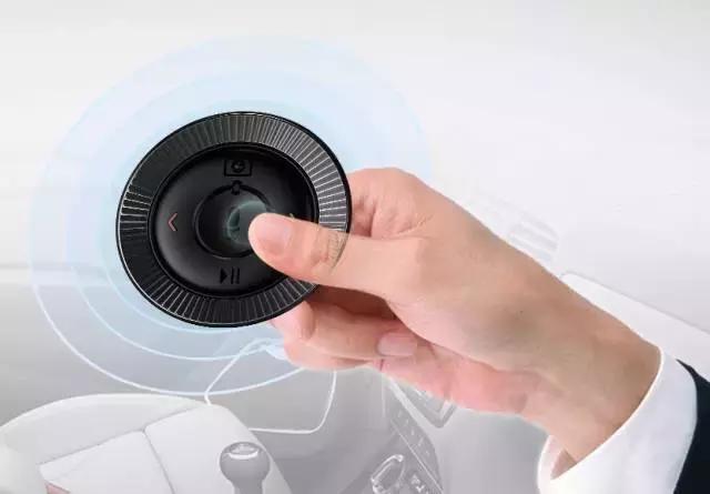 是错过路口？还是错过几个亿？开车用手机导航遇上来电肿么破？