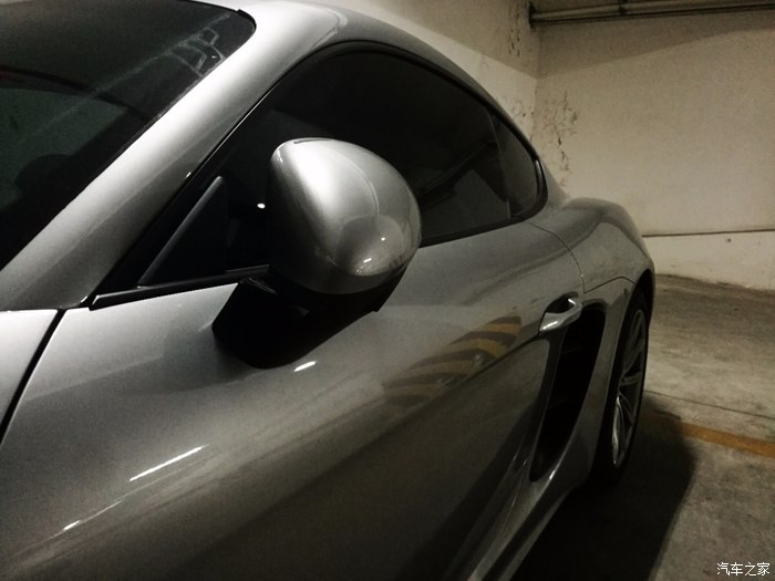 地下车库偷保时捷是哪个电影,718caymangts银色