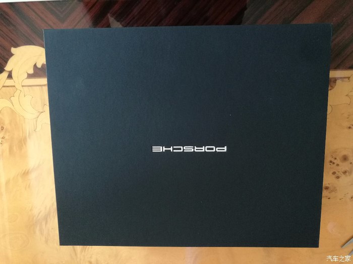 地下车库偷保时捷是哪个电影,718caymangts银色