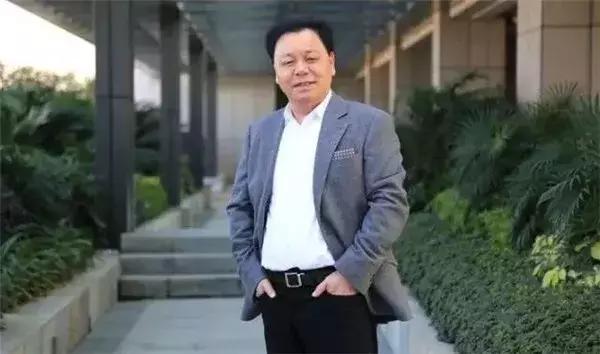 曾经的放牛娃现在的首富,曾经放牛娃