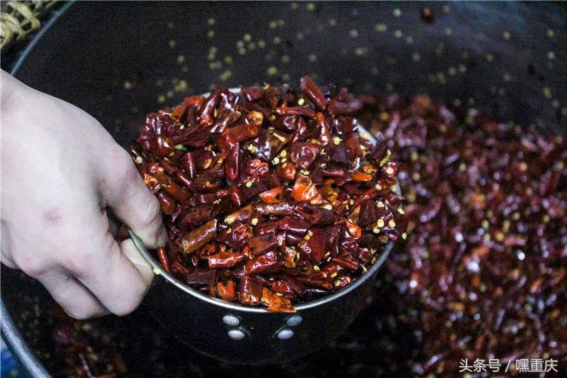 夫妻火锅店从12张桌子月入3000元做到月流水1000000