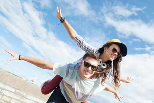 以物质为前提的恋爱,谈恋爱必须要以物质为基础吗