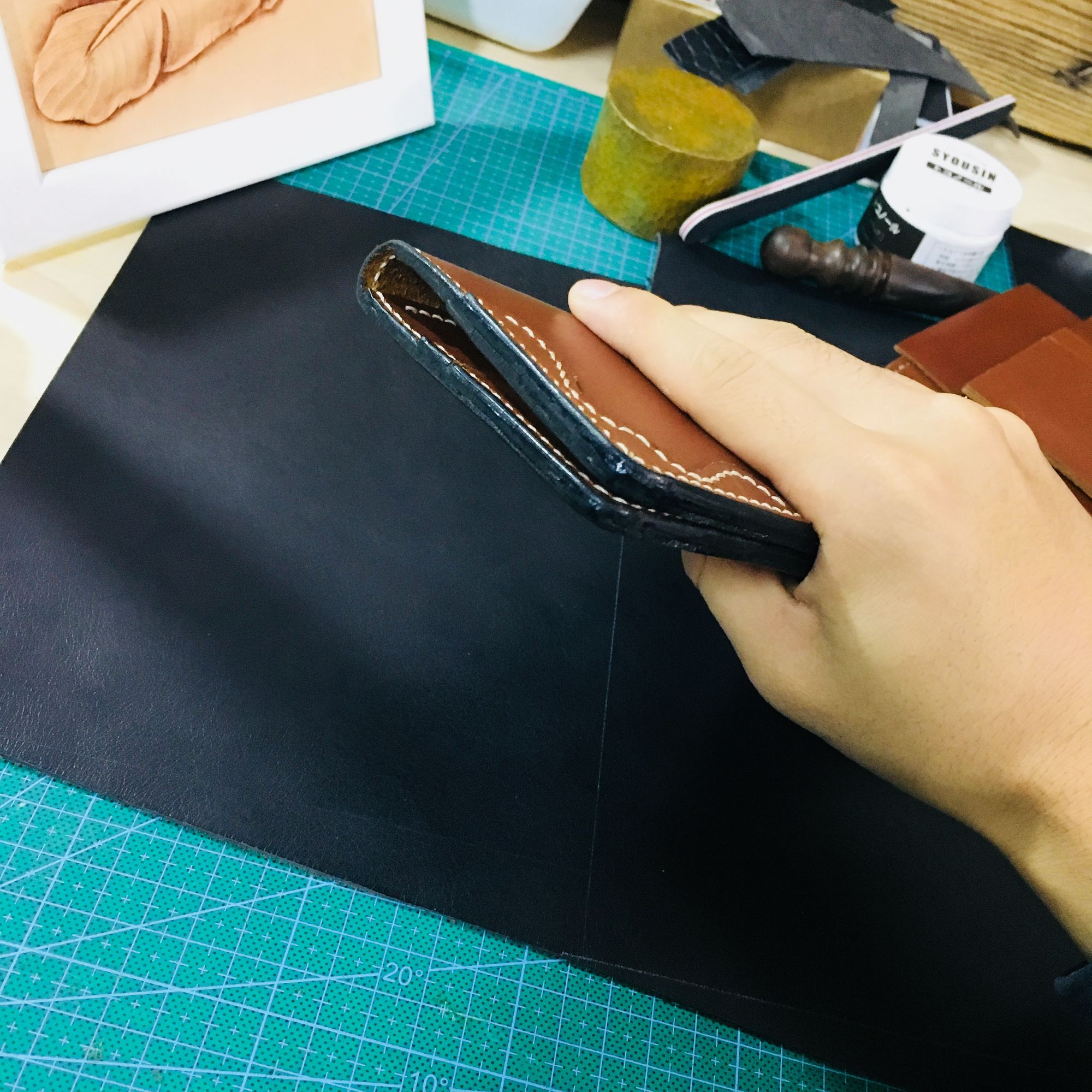 braunbuffel鳄鱼皮男士钱包,hermes爱马仕男士鳄鱼皮钱包