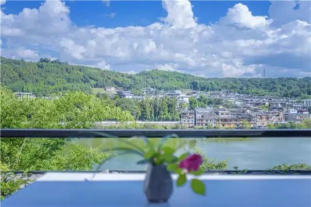 发发呆走走神：和顺这些客栈哪一间是你的菜？