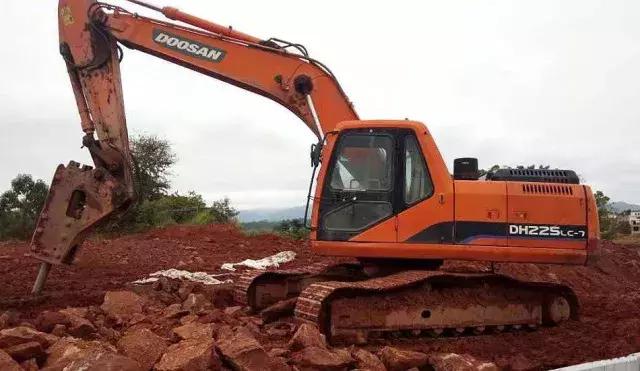 二手挖机中国前十排行,最受欢迎九大挖机