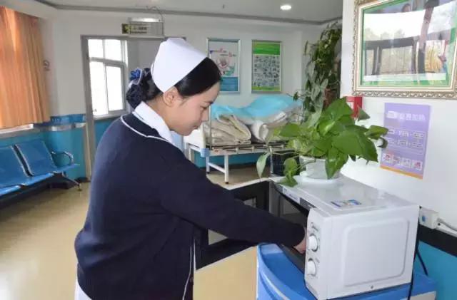 爱的燕尾帽，没有翅膀的天使——郑州军海脑病医院护士书