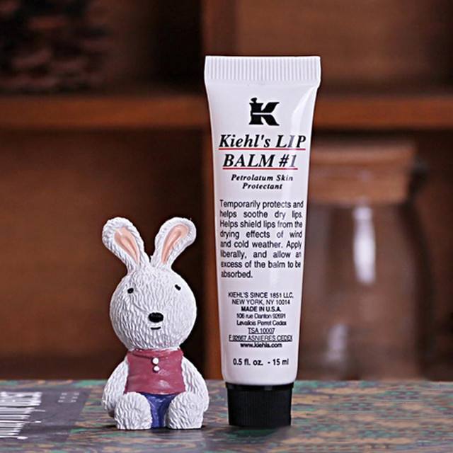 润唇膏防裂最好用,适合干裂皮肤的润唇膏