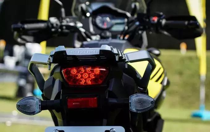 铃木v-strom1000xt测评,2023铃木v-strom800价格