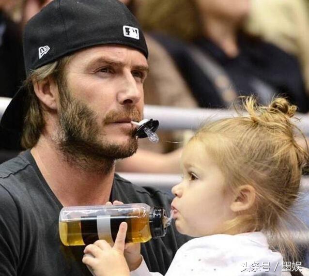 维多利亚的秘密不是秘密的秘密,维多利亚的秘密是贝嫂创办的吗