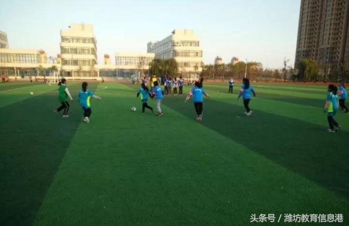 快乐足球训练营视频,快乐足球训练赛