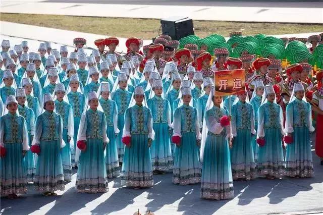 大红河60岁啦！这里到底有多美？跟着13县市的方队一起来看看