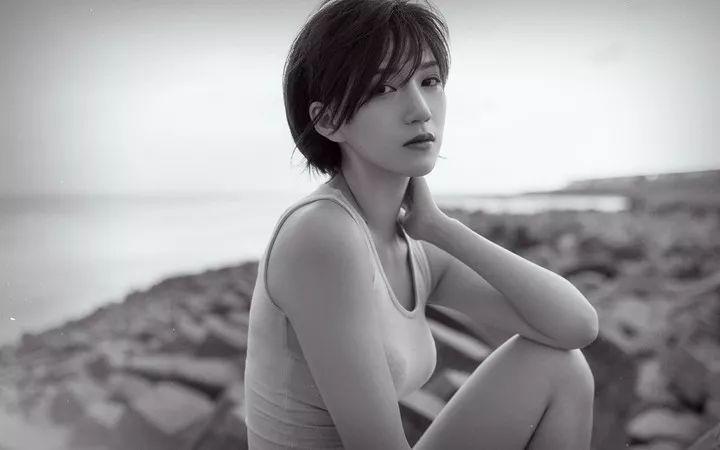 小说谍战深海第三部,深水炸弹小说完结