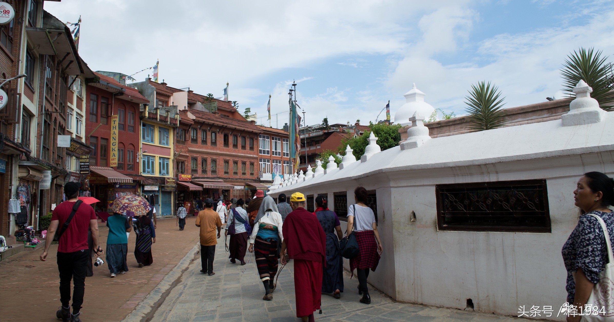 尼泊尔100元人民币能过怎样的生活 (100人民币在尼泊尔能买什么)