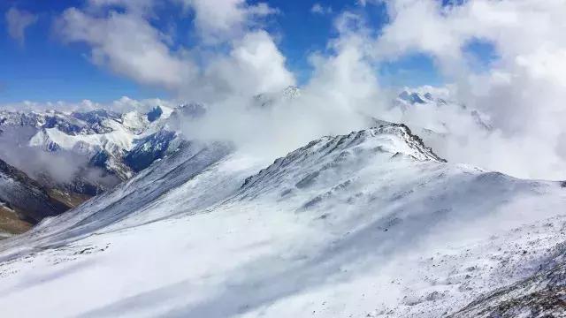 乌孙古道天堂湖在琼库什台吗,乌孙古道天堂湖到黑英山多远