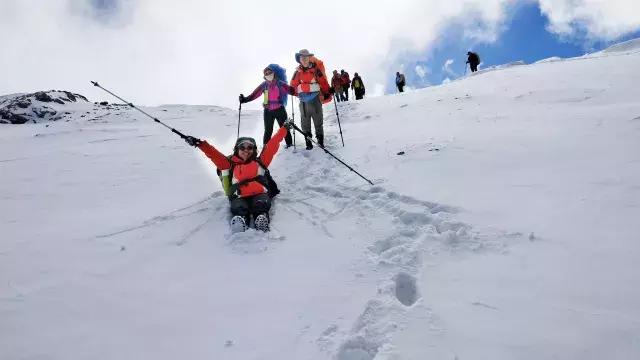 乌孙古道天堂湖在琼库什台吗,乌孙古道天堂湖到黑英山多远