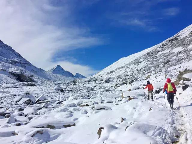 乌孙古道天堂湖在琼库什台吗,乌孙古道天堂湖到黑英山多远