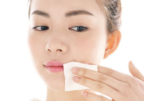 嘴唇太薄怎么能变厚,辛芷蕾嘴巴怎么通过厚唇改薄