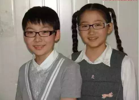 鹿晗关晓彤,鹿晗叫关晓彤小怂的视频