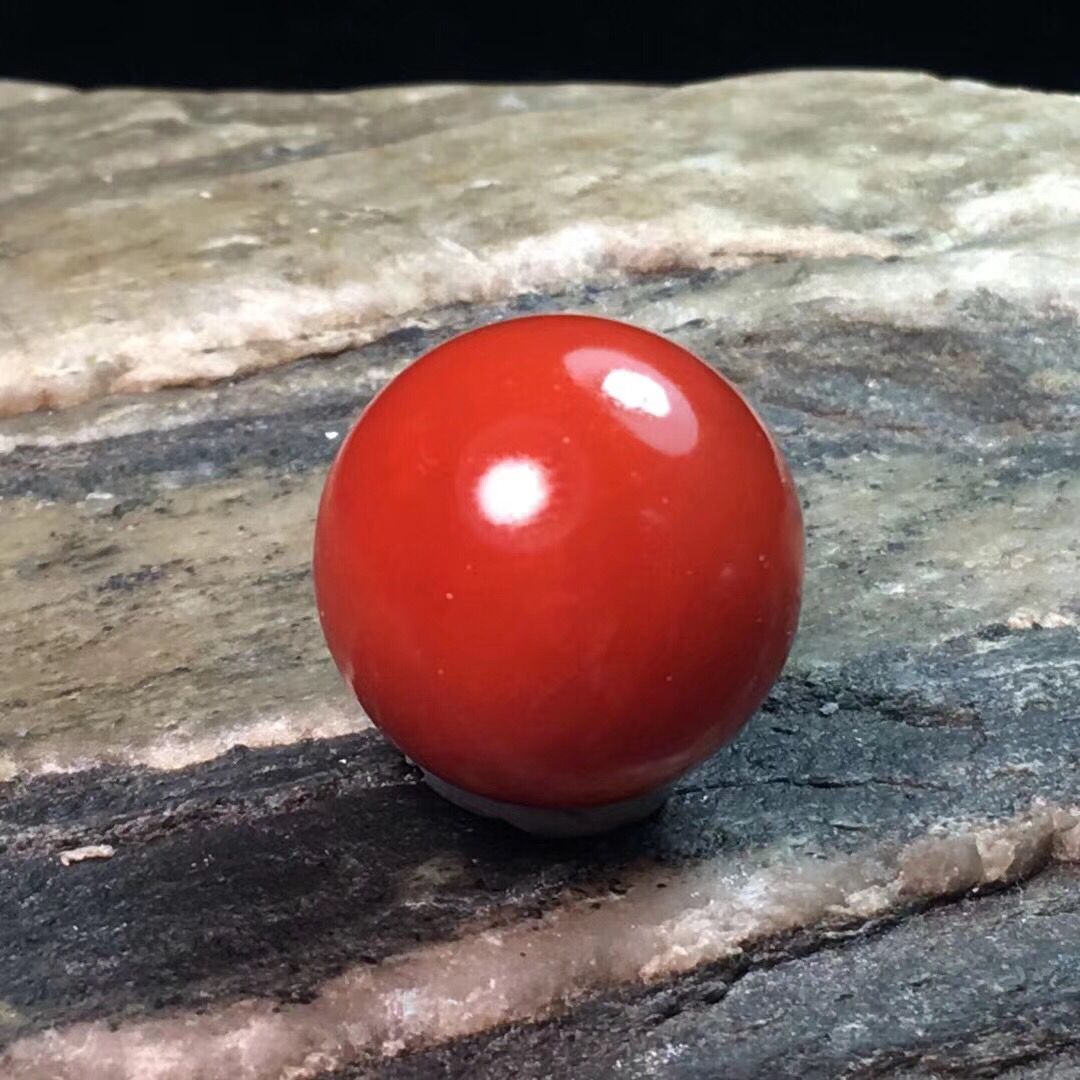 南红里面有气泡是怎么回事,南红缺水为什么会裂纹